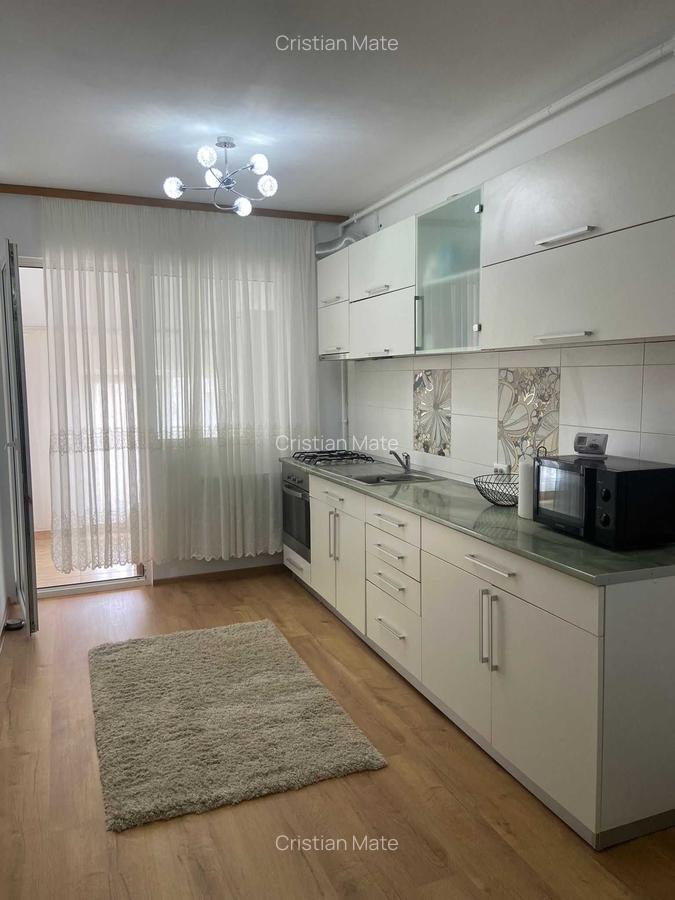 Apartament cu 2 camere semidecomandat, mobilat în Iris - 2