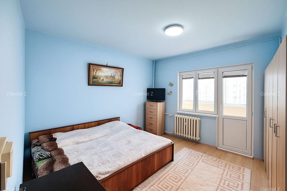 74 mp, 3 camere, 2 băi, 2 balcoane – 8 min până la metrou - comision 0 - 6