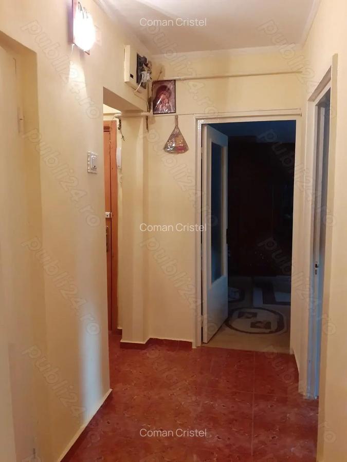 Vanzare Apart. 2 camere cf.1 dec, suprafata utila este de 50.mp., etajul 2 din 4 zona Radu Negru - 15 Vanzare Apart. 2 camere cf.1 dec, suprafata utila este de 50.mp., etajul 2 din 4 zona Radu Negru - 15