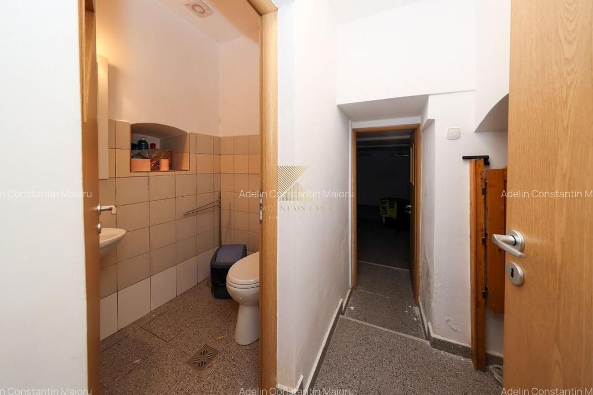 Locație rară în Brașov: ideal pentru regim hotelier sau business - 11