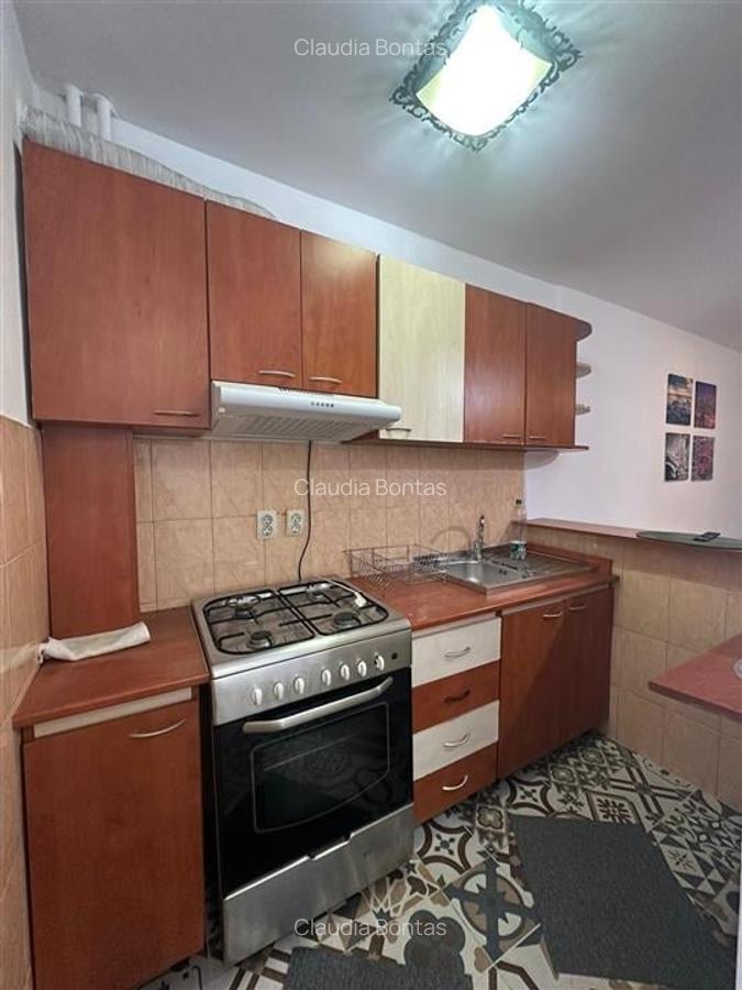 Inchiriere garsoniera in Podu Ros! - 3