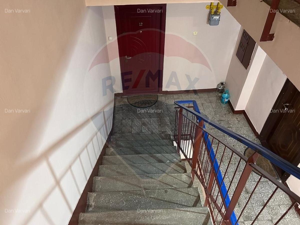 Apartament cu 3 camere decomandat, mobilat în Central - 4