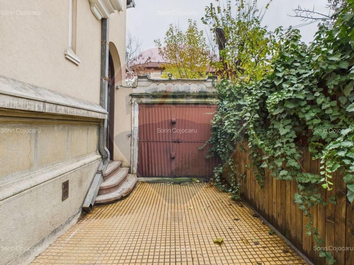 Vila interbelica cu personalitate - 33