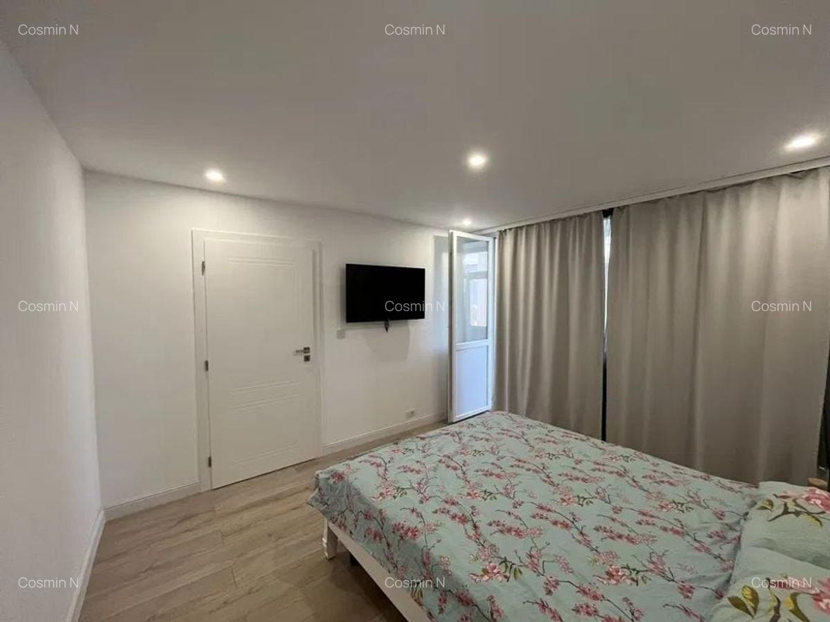 Metrou 1 Decembrie Decomandat 3 Camere - 3