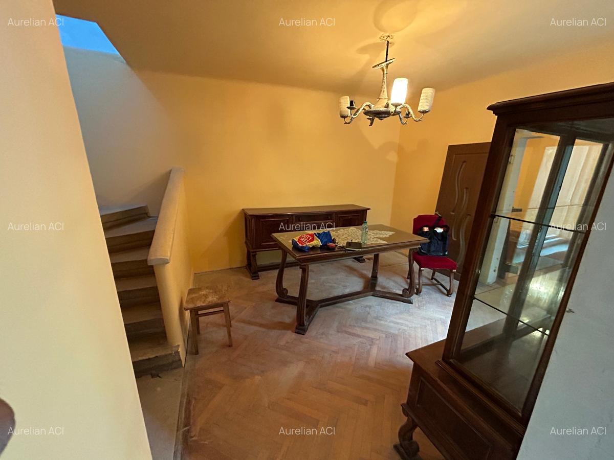 Casă cu 6 camere în Drumul Sării - 5