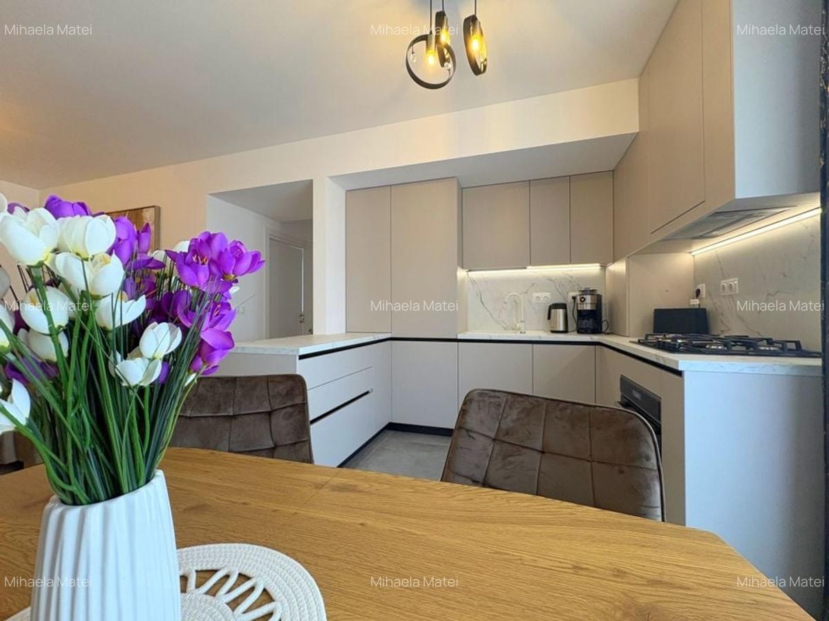 Apartament cu 3 camere decomandat, mobilat în Lipovei - 10