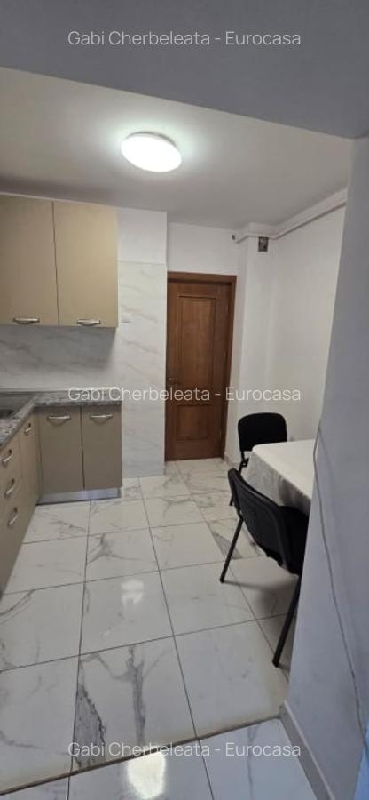 3 camere Popa Sapca etaj 1 - 4