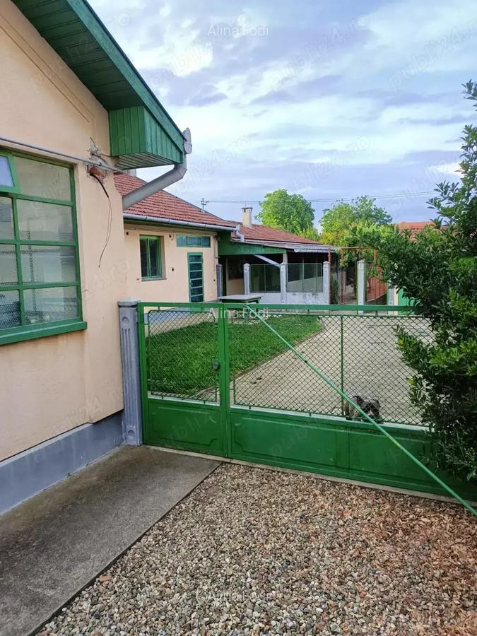 Vand casa in Lugoj, 135000de euro pre? fix! - 10