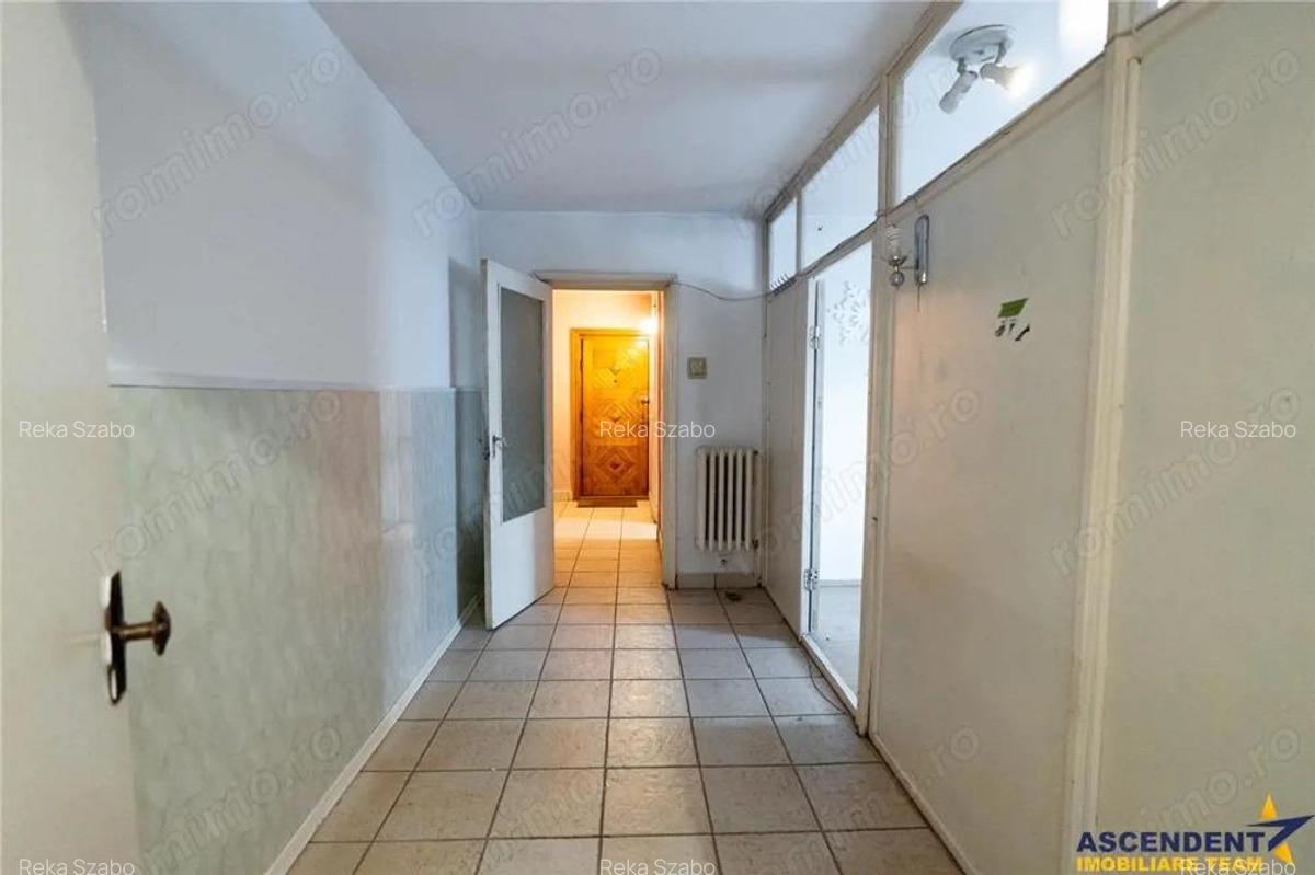 FILM! Targu Secuiesc,2 camere,partial renovat,recomandat:locuinta activitati profesionale - 12