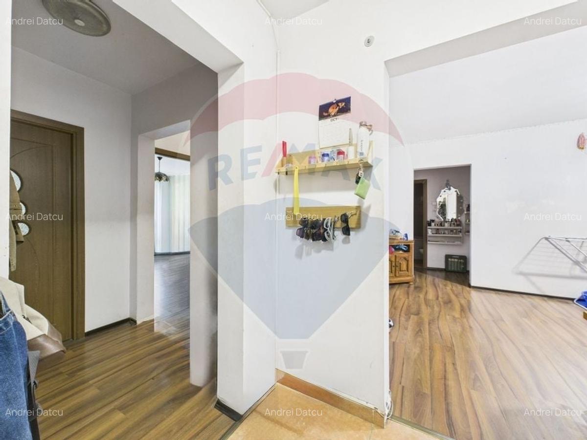 Vanzare ap. 5 camere | 111mp | Metrou 1 Decembrie - 3