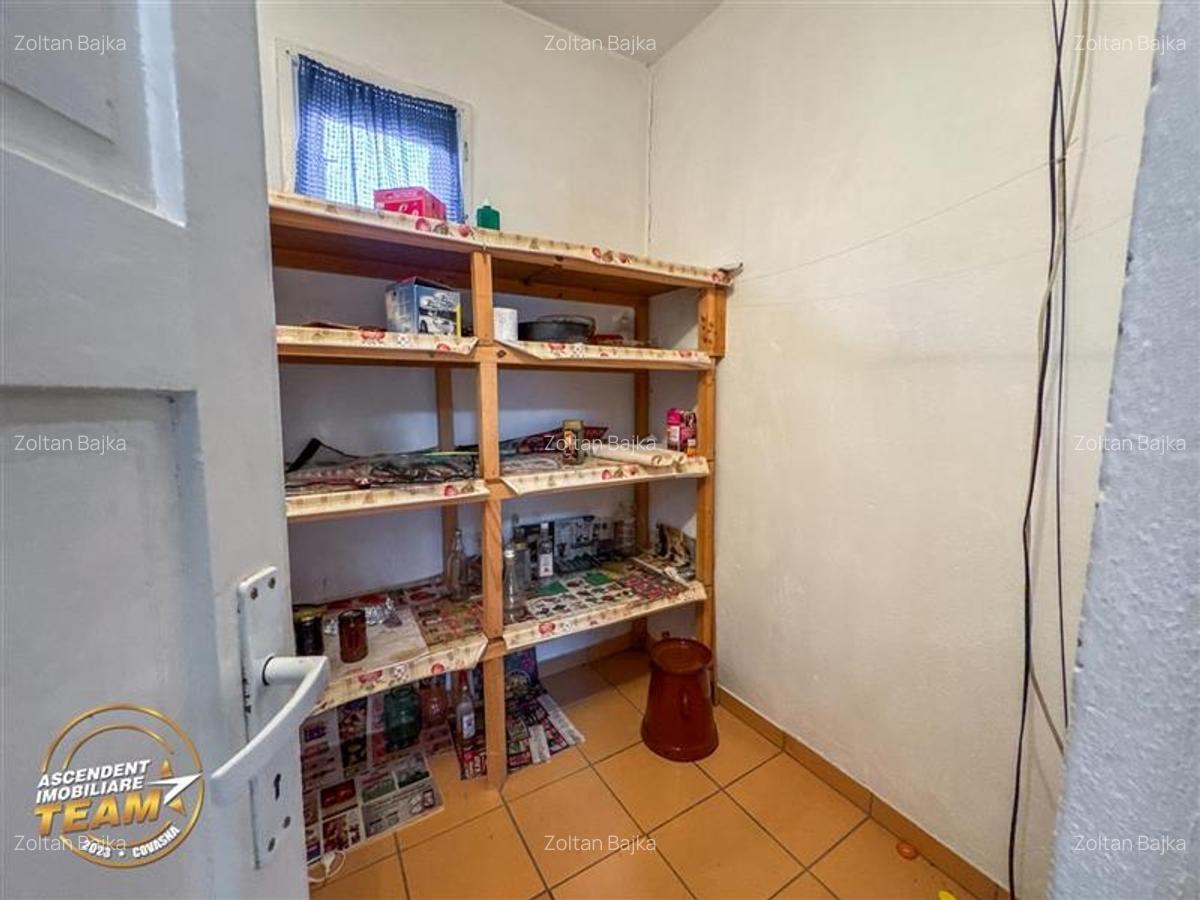 3D&FILM! Casa cu 3 camere,1.800mp teren, facilitati apreciabile, langa Targu Sec - 16 3D&FILM! Casa cu 3 camere,1.800mp teren, facilitati apreciabile, langa Targu Sec - 16