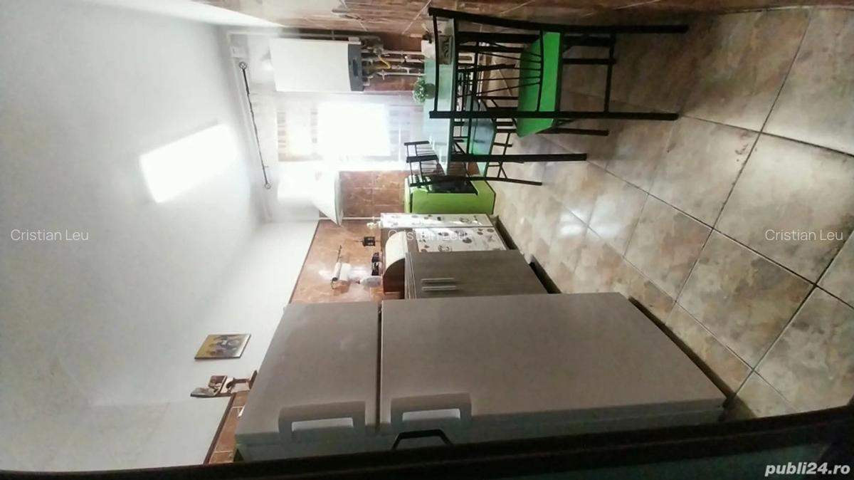 Inchiriez apartament - 2