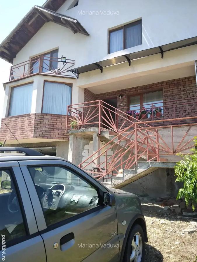 Vila superba, de vanzare, intr-o zona pitoreasca - 8