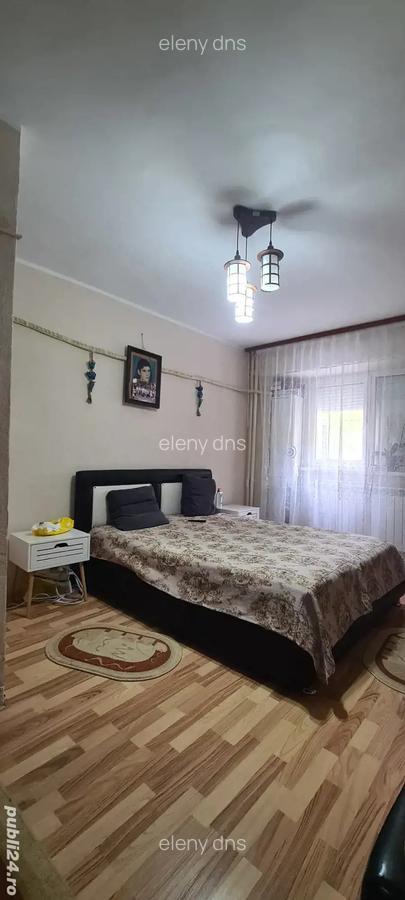 Ap. 2 cam. Parter cu balcon, strada Traian - 3