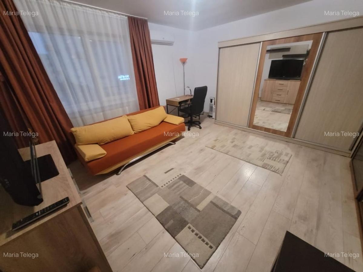 Apartament cu 2 camere decomandat, mobilat în Tractorul - 11