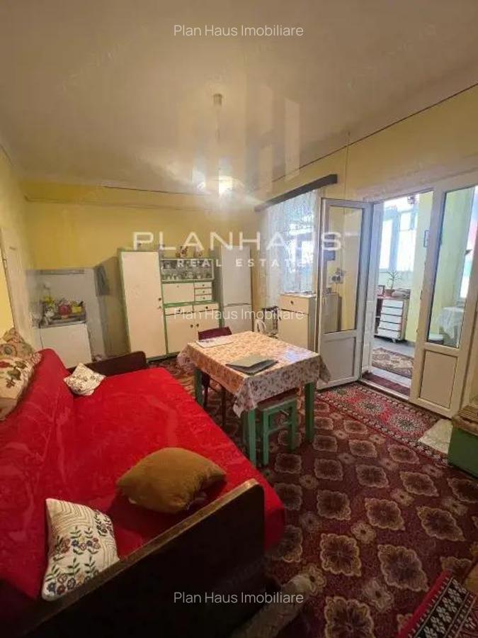 Apartament la casa ,3 camere , Centrul istoric Piata Pacii - 7
