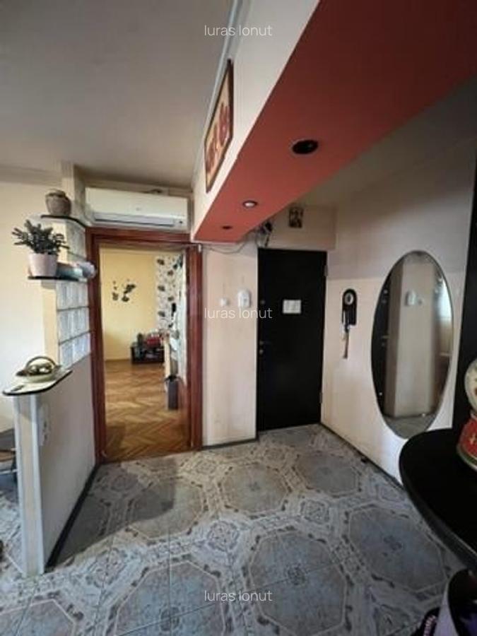 Apartament cu 3 camere decomandat în Rogerius - 5