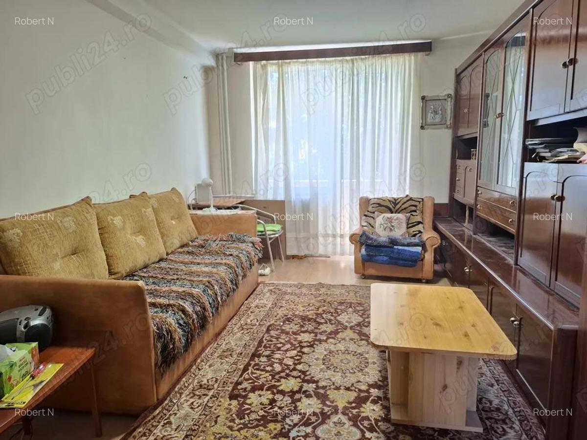 Apartament 2 camere, decomandat ultracentral, aproape de Hotel Continental ?i Fac. de Medicinia - 2