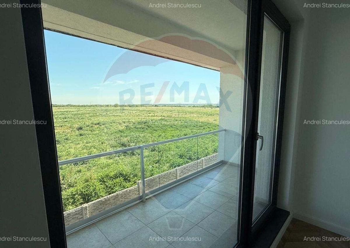 VANZARE Vila cu 4 camere in Pantelimon - 12