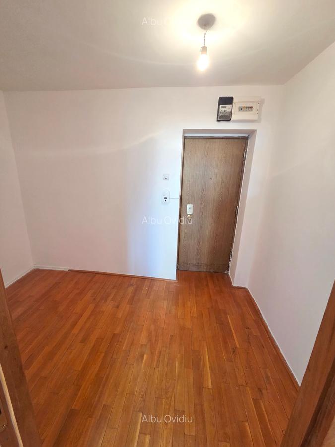 Tineretului parc, 2 camere, 7 min metrou - 12 Tineretului parc, 2 camere, 7 min metrou - 12