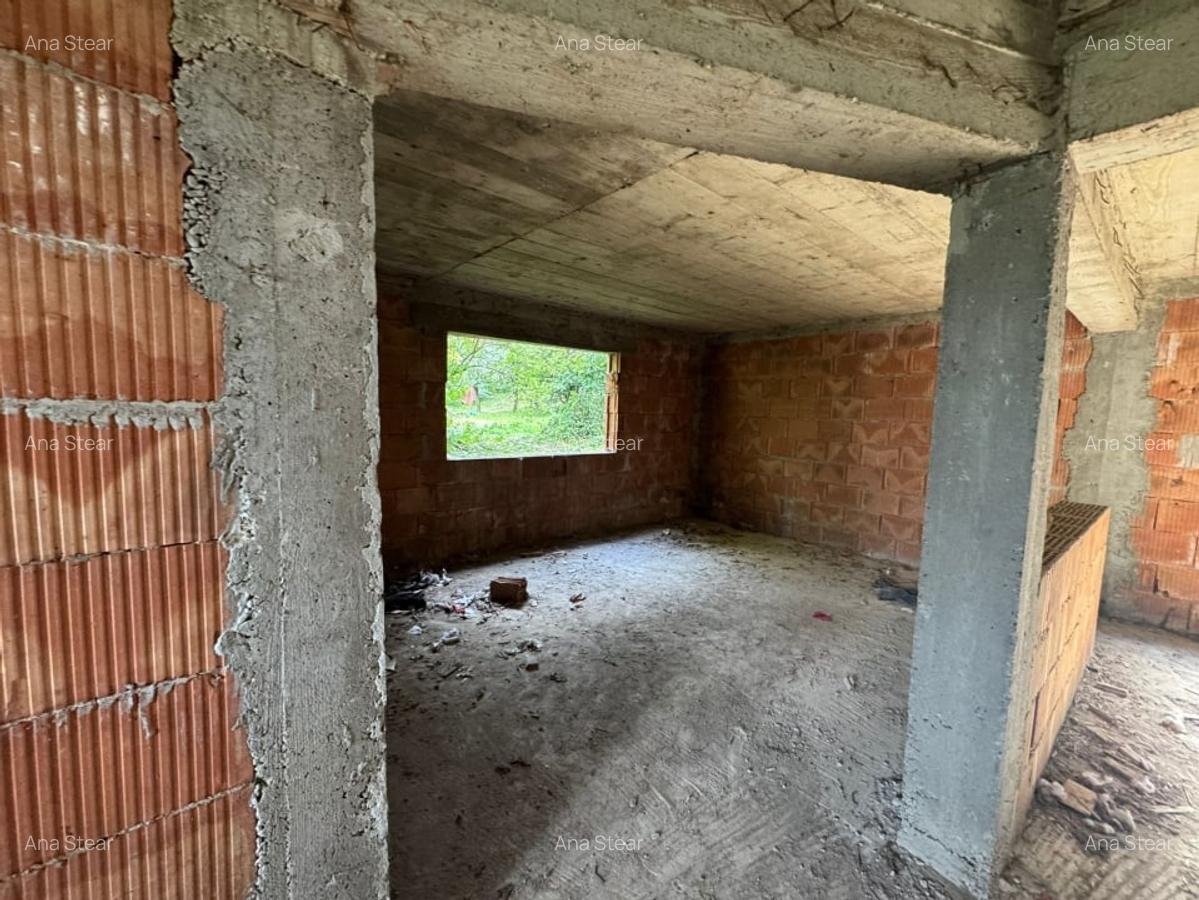 Vanzare casa la rosu Sfantu Ilie langa Caminul Cultural - 300 mp teren! - 8