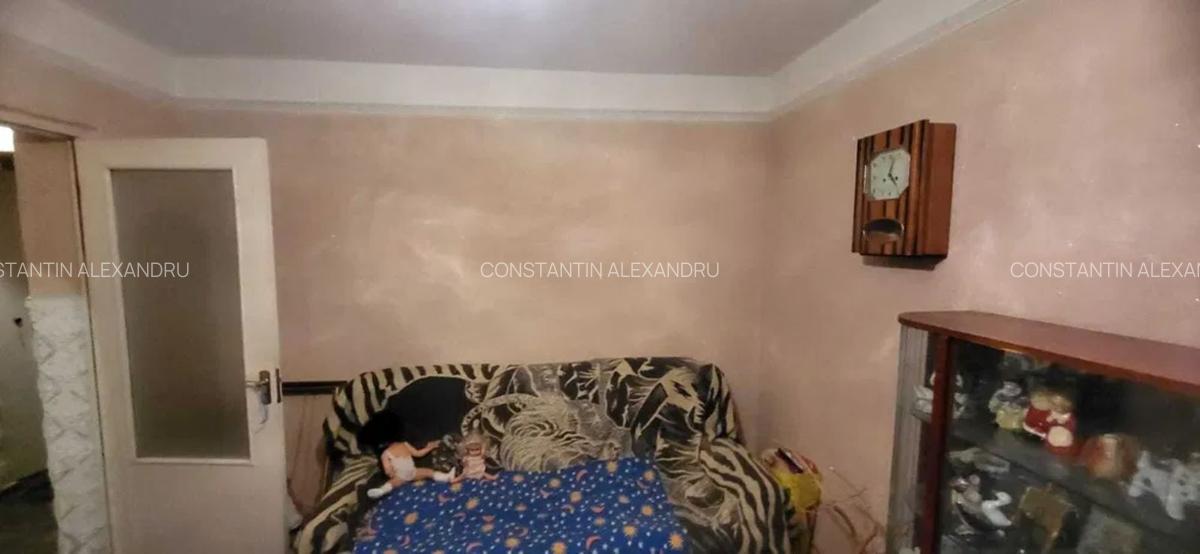 Apartament cu 3 camere in Micro 18 - 4