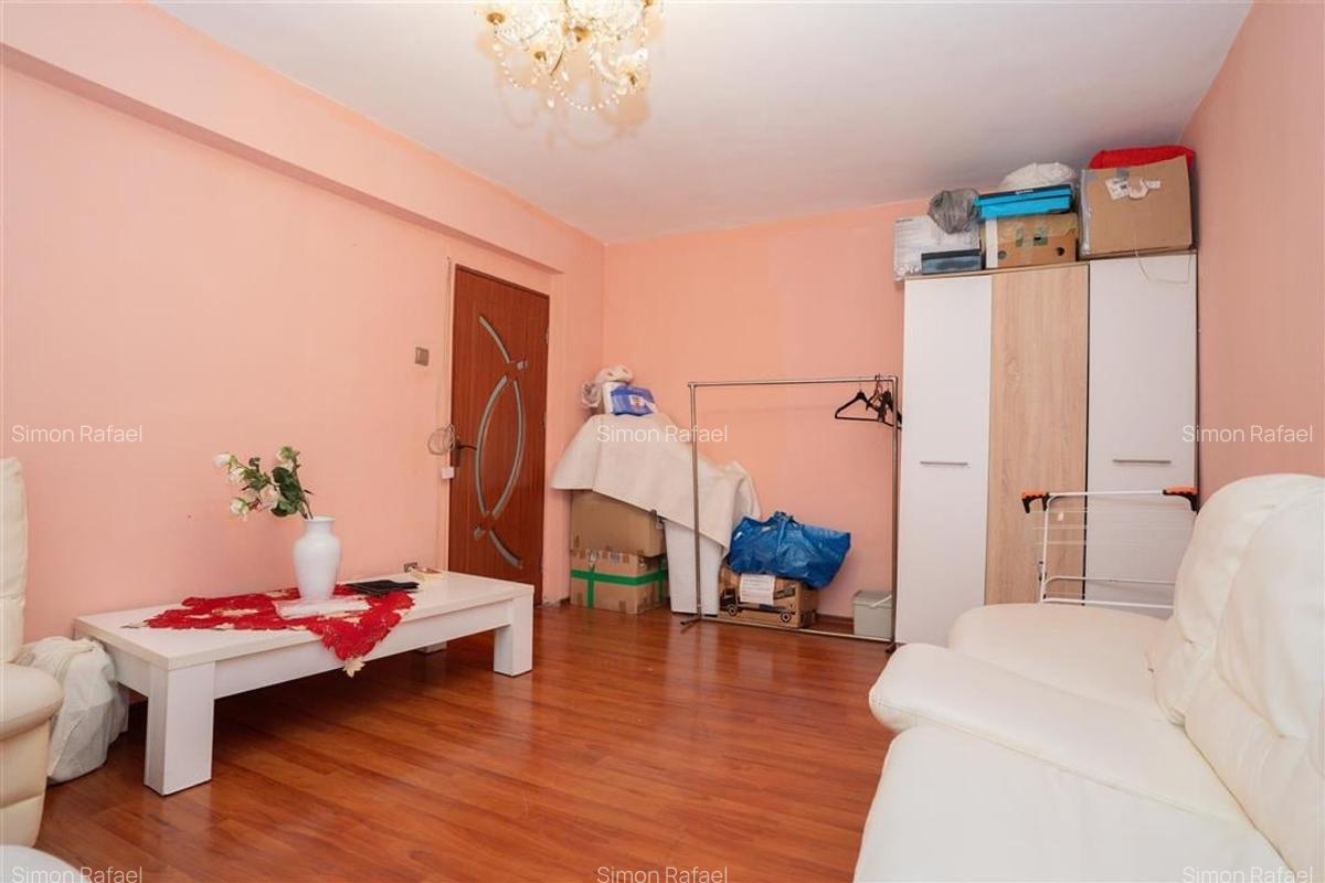 Apartament decomandat tip D 4 camere 2 bai Calea Aradului - 1