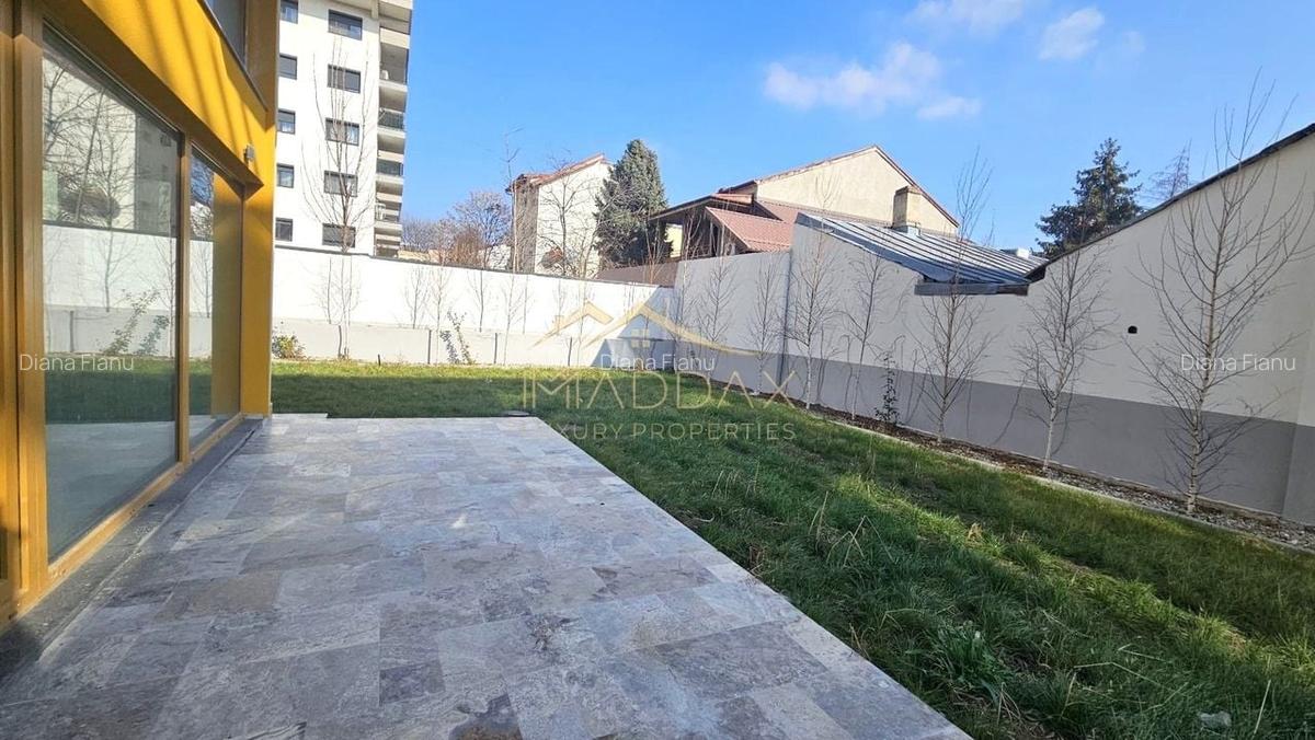 Apartament de vanzare 3 camere tip Duplex***Curte 110mp***Piata Domenii - 19
