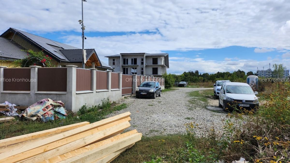Apartament cu 3 camere în Tractorul - 19