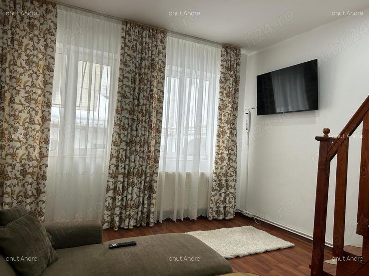 Apartament tip duplex, 2 camere, in Centrul Vechi vedere spre Tampa - 2