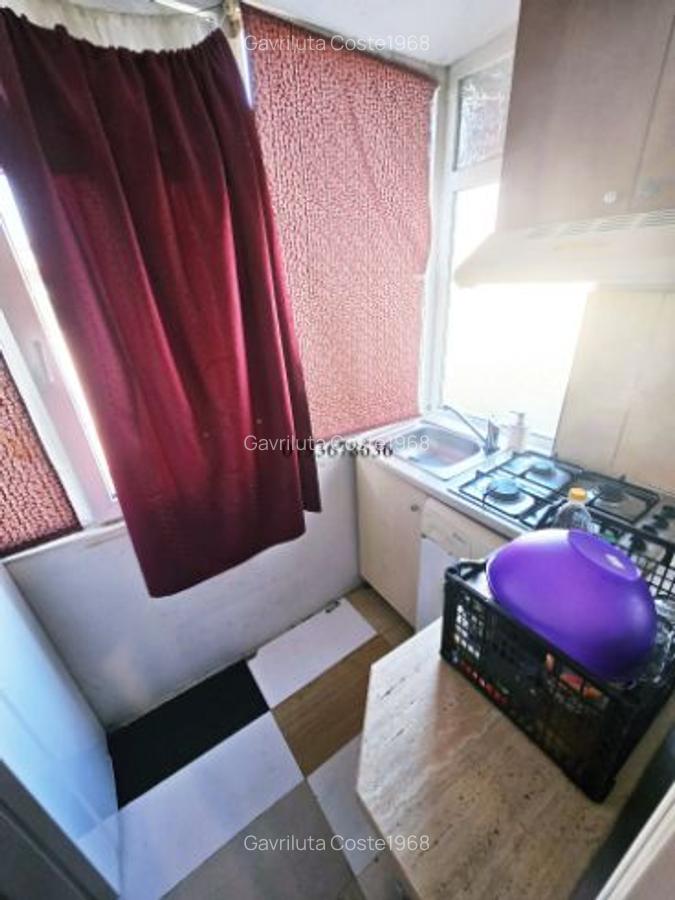Garsoniera fix langa intrarea Palas - KFC - ocazie - doar 200 euro - poze reale - Urgent !!!  2, mob - 5