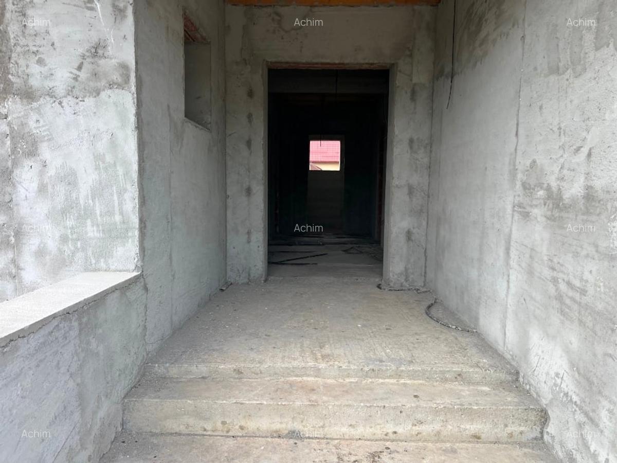 Casa de vânzare pe parter Peciu Nou - 11