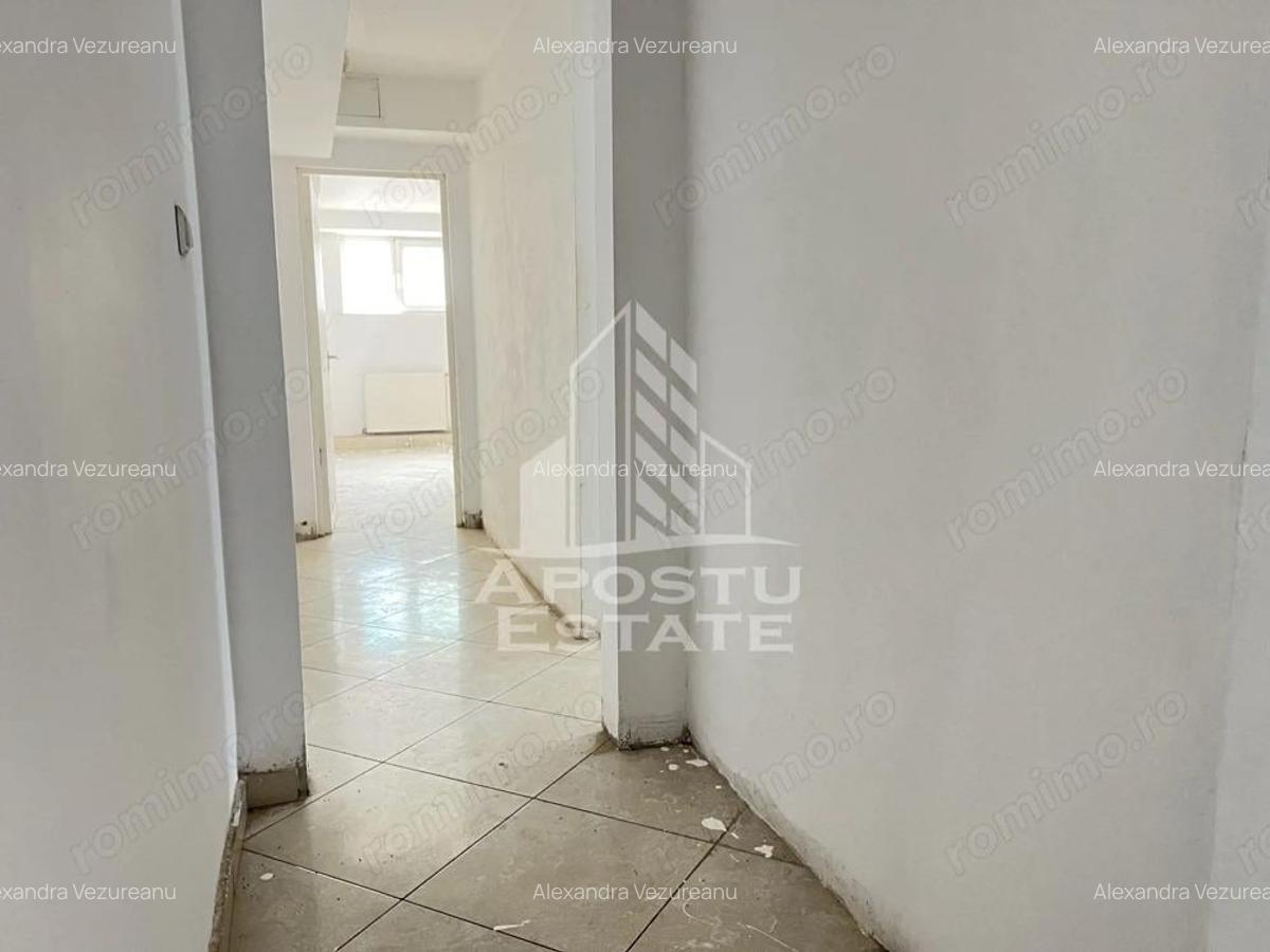 Apartament cu 3 camere, la demisol inalt , zona Steaua - 7