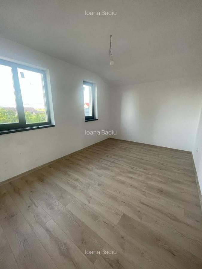 Vila individuala - 4 camere -2 bai - Teren 436mp - 12