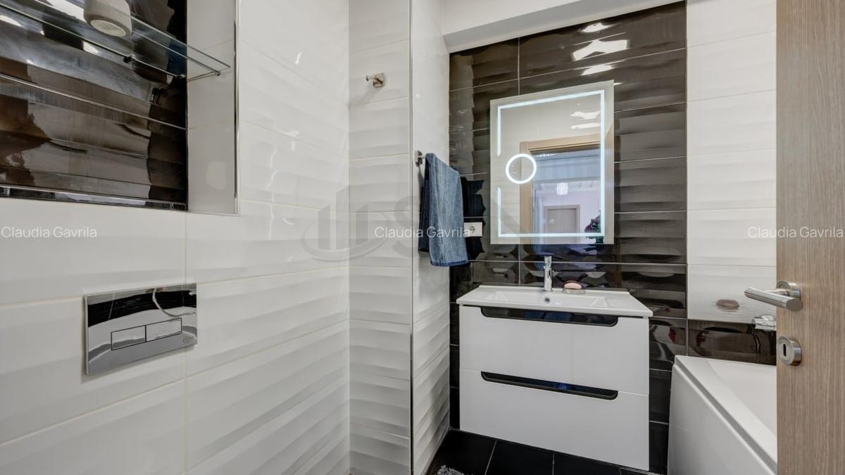 Apartament cu 3 camere semidecomandat în Alba Iulia - 15