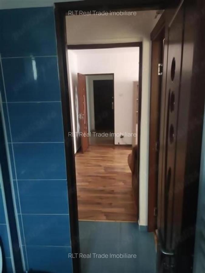 Apartament cu 2 camere semidecomandat, mobilat în Tractorul - 7