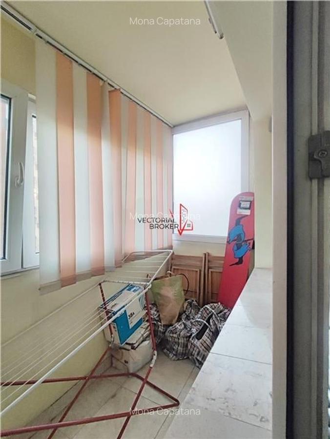 Apartament cu 3 camere decomandat în Tei - 7