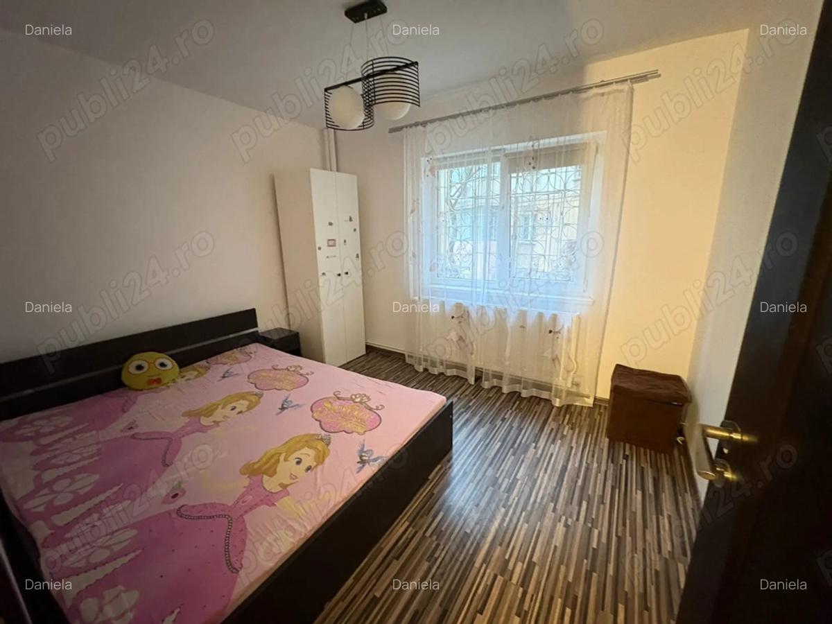 Vand apartament 3 camere decomandate Brazda lui Novac - 10