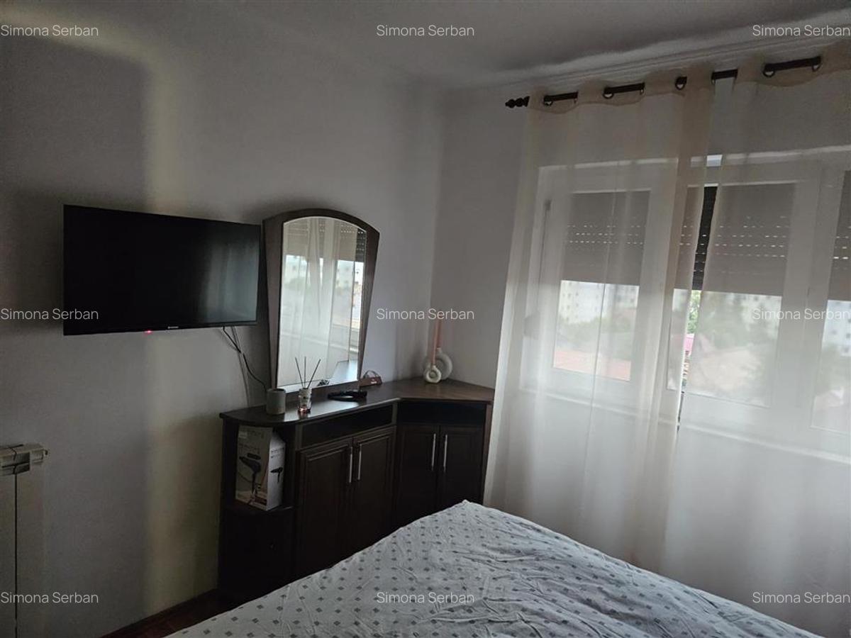 Apartament cu 3 camere decomandat, mobilat în Central - 9