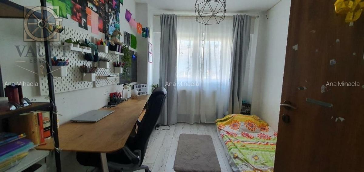 Apartament 3 camere semidecomandat - Calea Vitan - 7