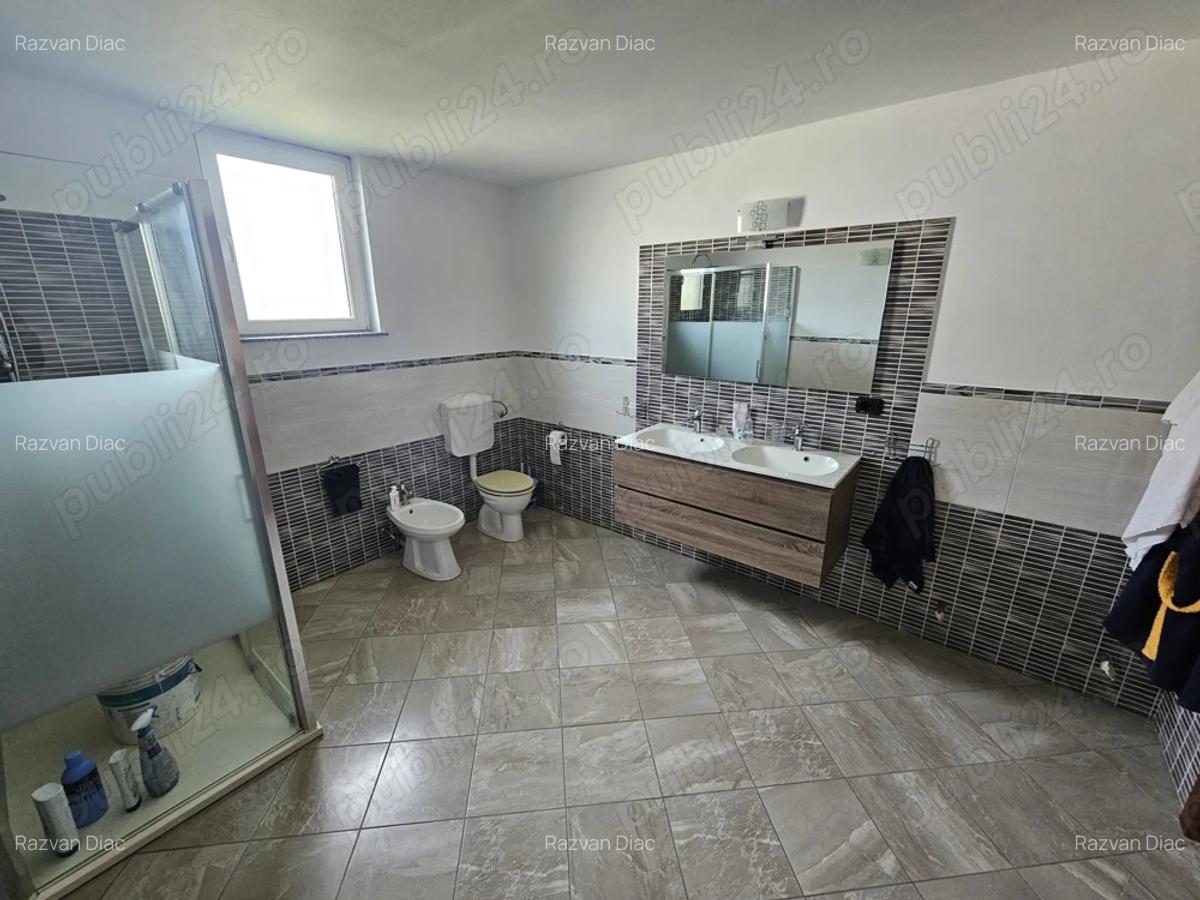 Casa spa?ioasa P+M de vanzare teren 1.000 mp Poiana Stampei, Suceava - 8