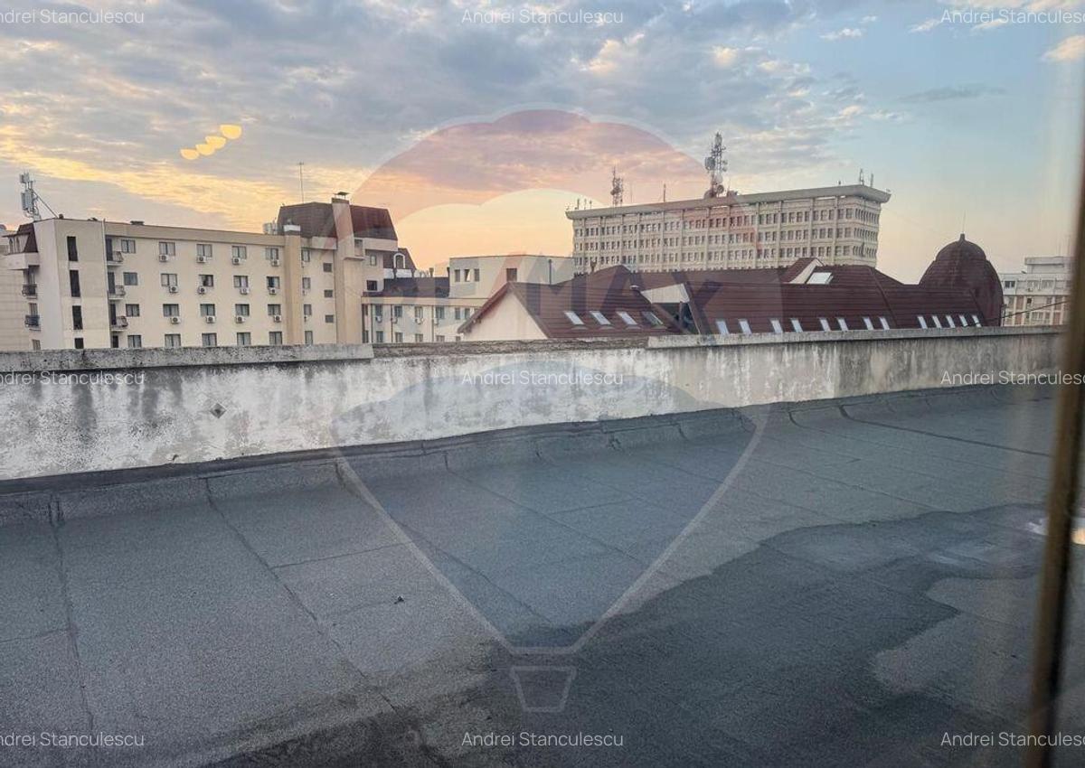 VANZARE Garsoniera cu terasa de 50mp in zona Ultracentral... - 1