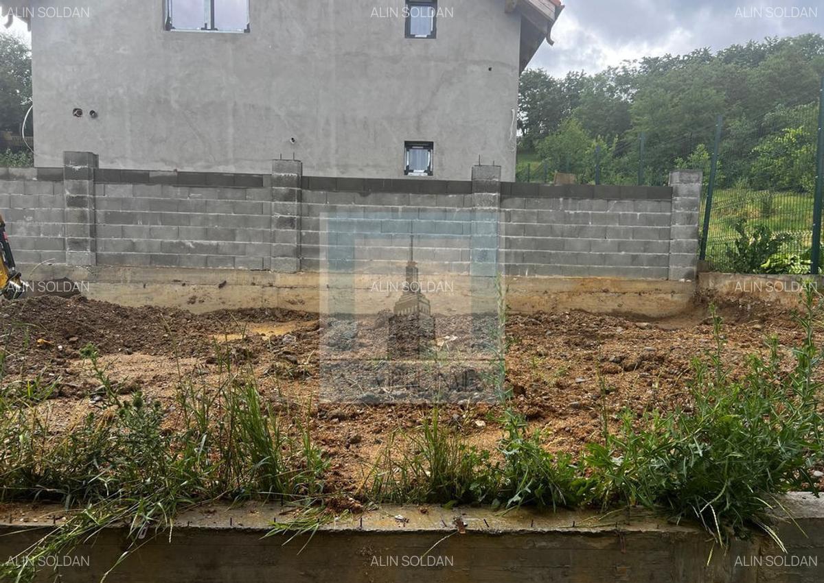 Casa/Villa , 5 camere, singur in curte - oras Codlea/Brasov - 3