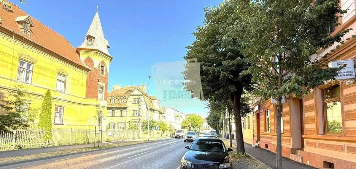 Spatiu de birouri cu 4 camerec 2 bai in zona centrala din Sibiu - 1