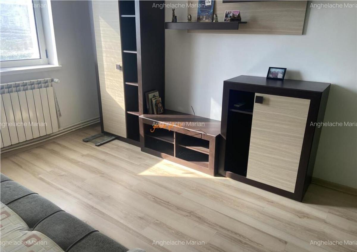 Apartament 3 camere , zona cartier Sud , 52 mp , imbunatatit - 1