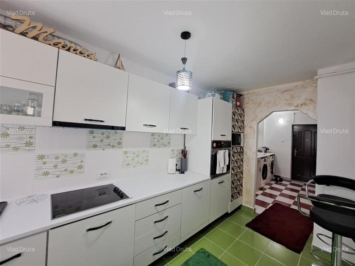 Apartament cu 3 camere decomandat în Central - 10