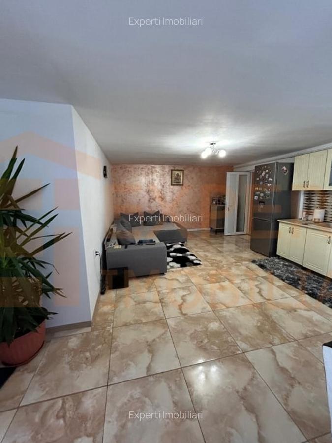 Casa cu garaj, zona Anda - Constanta - 7