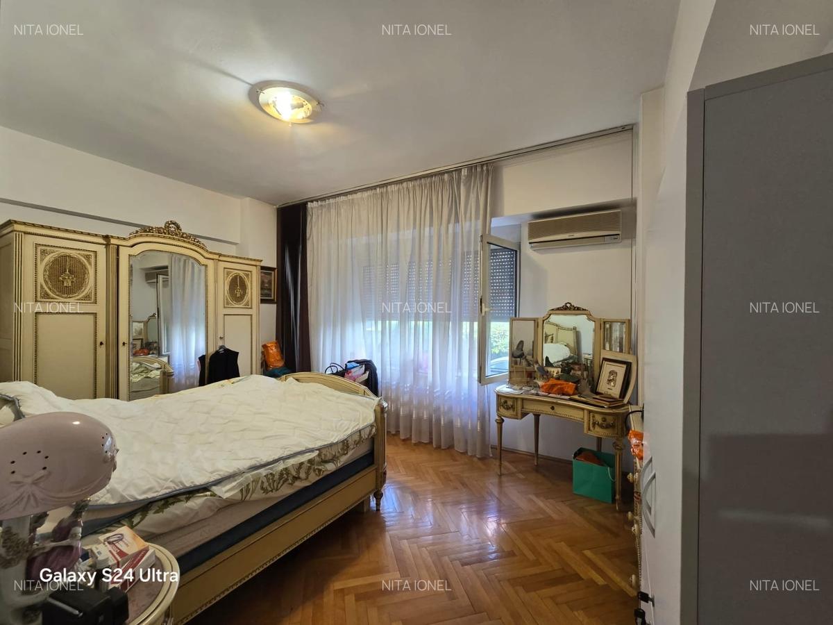 Apartament cu 3 camere decomandat, mobilat în P-ța Victoriei - 2
