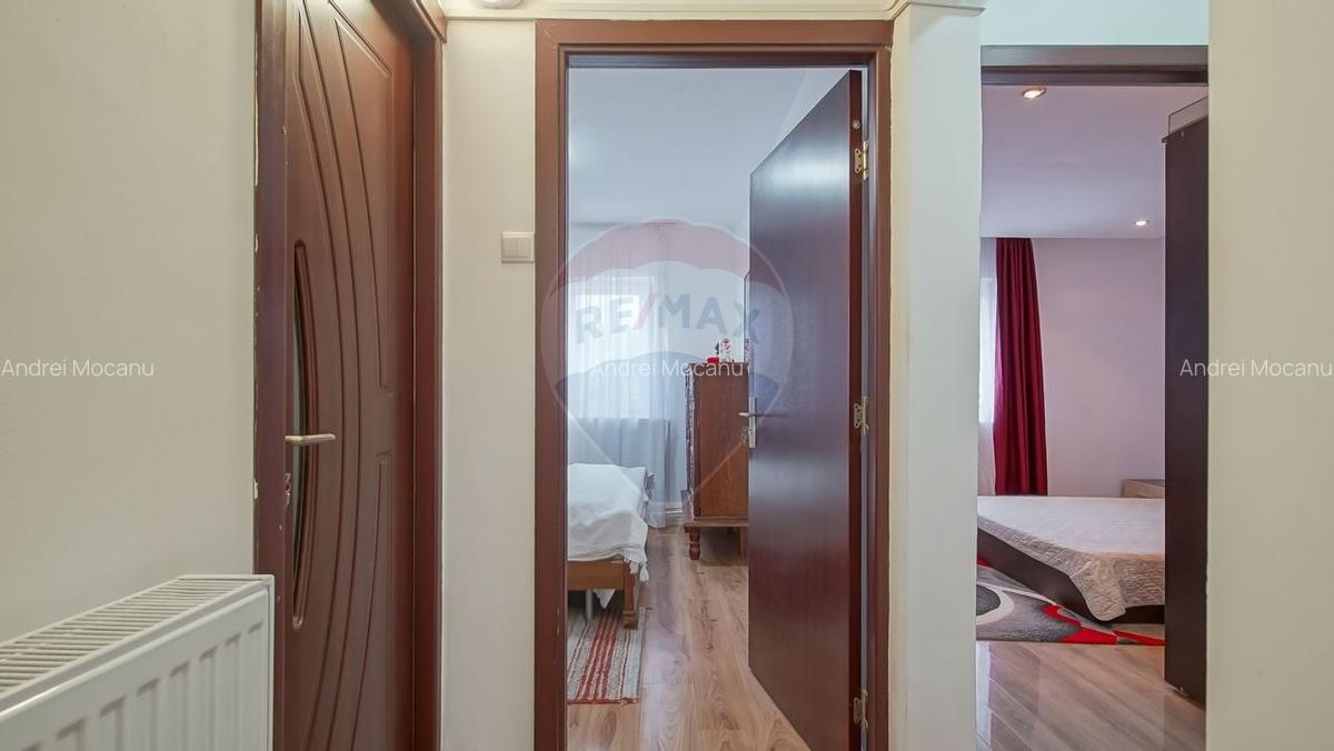 COMISION 0% | Apartament cu 3 camere | Decomandat | Tractorul Cerna | - 2