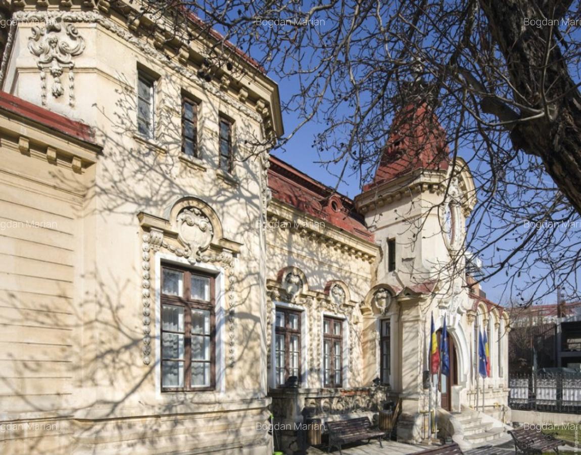 Casa de epoca in inima Bucure?tiului Lascar Catargiu / Pia?a Romana - 14